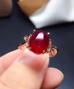 Anillo antiguo con rubí Nina