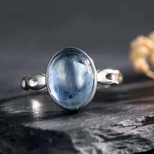 Anillo antiguo con zafiro Zoé