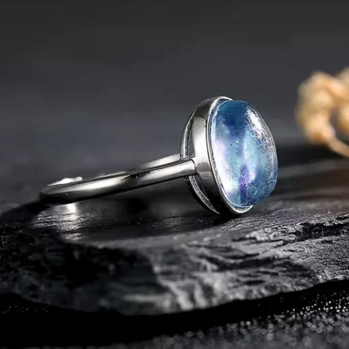 Anillo antiguo con zafiro Zoé