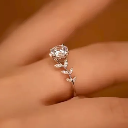 Anillo con piedra Gabrielle