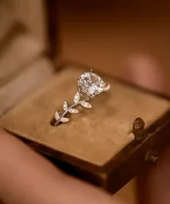 Anillo con piedra Gabrielle