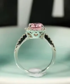 Anillo con piedra rosa Céline