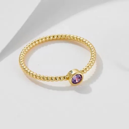 Anillo de oro con amatista June