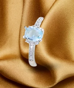 Anillo de plata con aguamarina