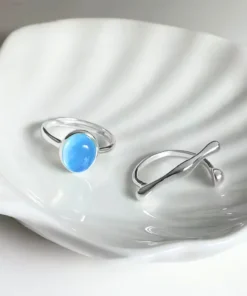 Anillo de plata con piedra luna