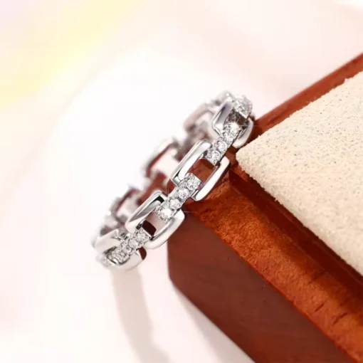 Anillo fino de plata Noémie