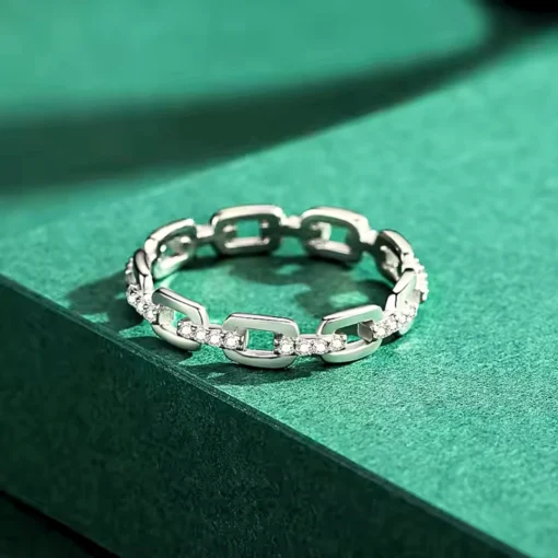 Anillo fino de plata Noémie