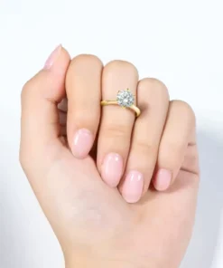 Anillo solitario de oro Emma