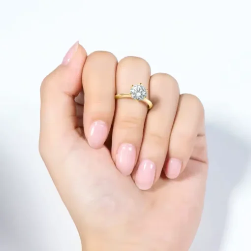 Anillo solitario de oro Emma