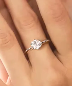 Anillo solitario de plata Léna
