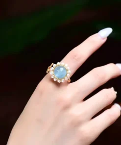 Anillo vintage con aguamarina