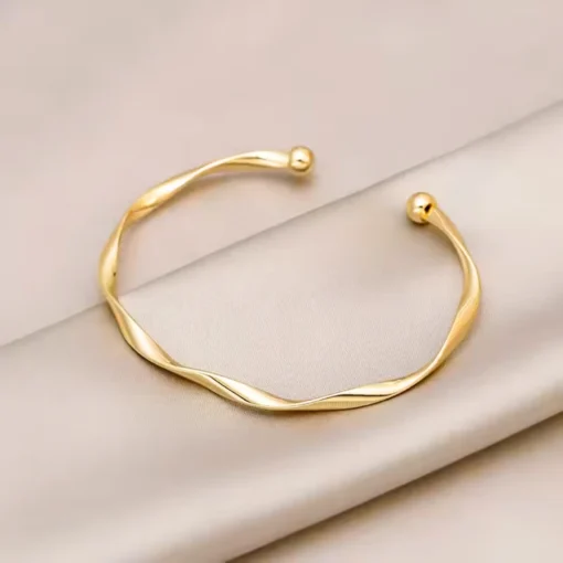 Brazalete rígido de mujer Paula a la moda