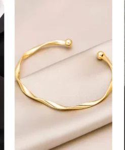 Brazalete rígido de mujer Paula a la moda