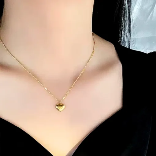 Collar corazón de oro Louise