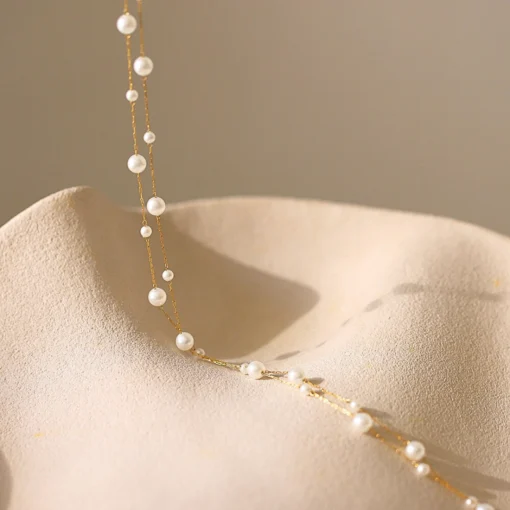 Collar corto de perlas Lily