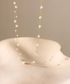 Collar corto de perlas Lily