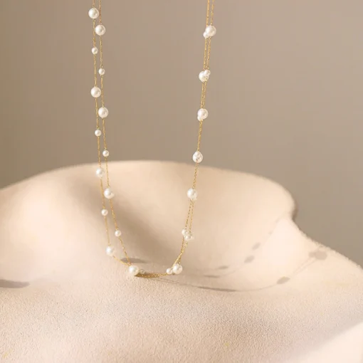 Collar corto de perlas Lily