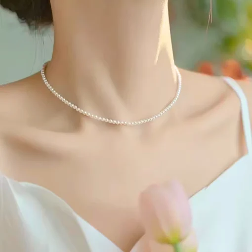 Collar corto de perlas Lily