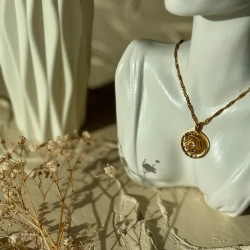 Collar luna y sol Romane