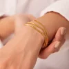 Pulsera dorada para mujer Iris